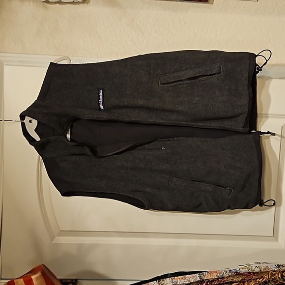 U.S. Expedition Reversible Sherpa Vest - Picture 3 of 4